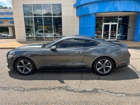 Used 2016 Ford Mustang Coupe w/ Equipment Group 051A RWD image 9