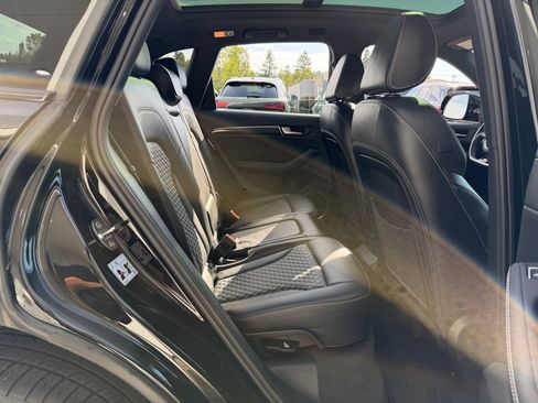 Used 2017 Audi SQ5 Premium Plus w/ Technology Package AWD/4WD image 21