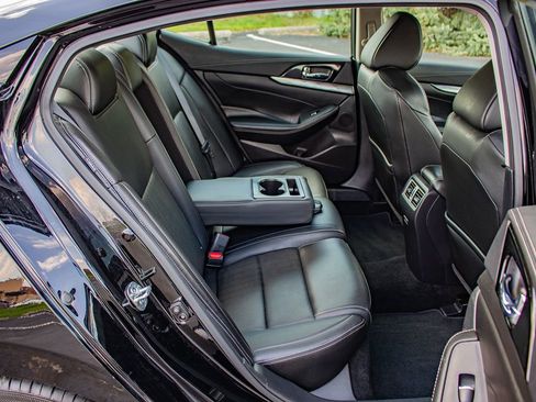 Used 2020 Nissan Maxima 3.5 SV w/ Floor Mat Group image 18