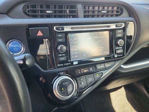 Used 2016 Toyota Prius C Three FWD image 21