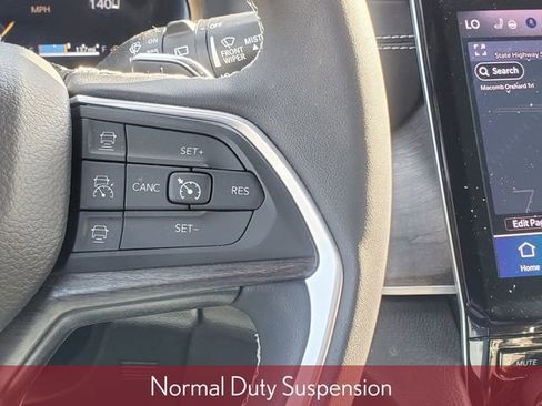 Used 2025 Jeep Grand Cherokee Limited w/ Black Appearance Package image 26