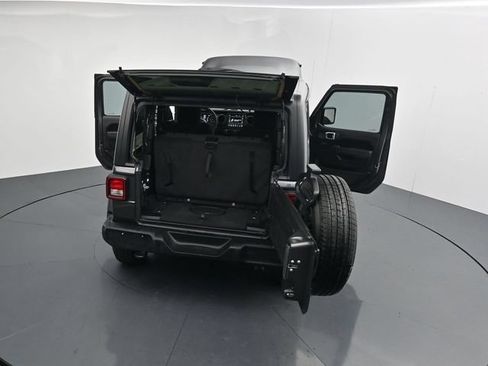Used 2023 Jeep Wrangler Sport AWD/4WD image 43