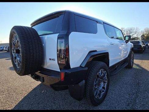 Used 2025 GMC Hummer EV 3X w/ LPO, Sport Package image 6