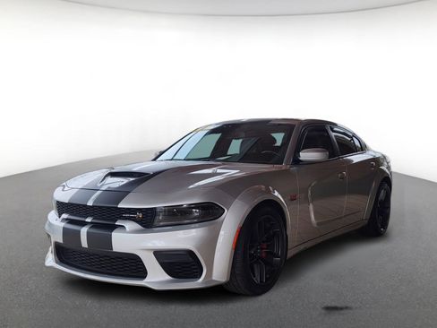 Used 2022 Dodge Charger Scat Pack RWD image 2