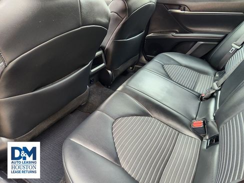 Used 2023 Toyota Camry SE image 39