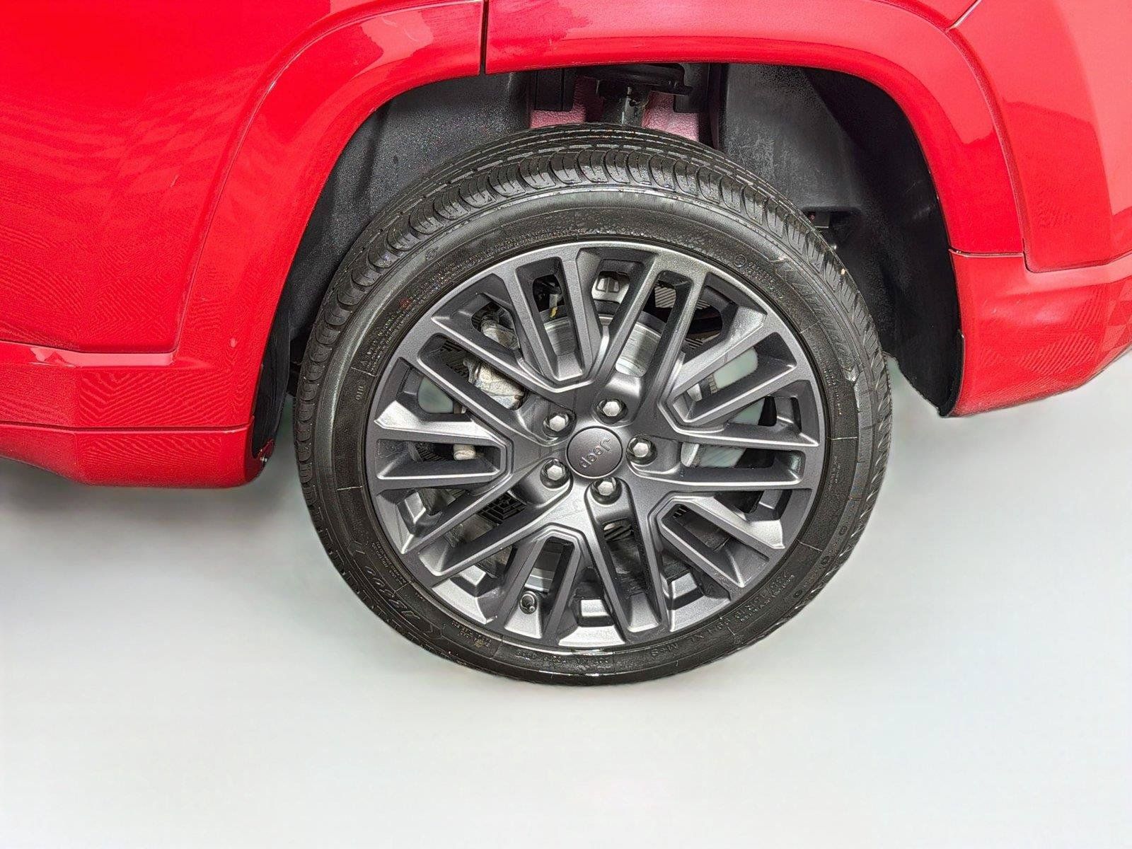 Used 2022 Jeep Compass Limited w/ (RED) Package AWD/4WD image 35