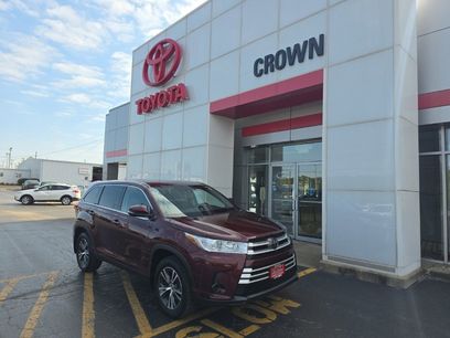 Used 2019 Toyota Highlander LE
