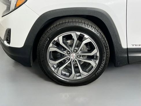 Used 2021 GMC Terrain SLT image 26