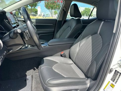 Used 2024 Toyota Camry SE FWD image 27