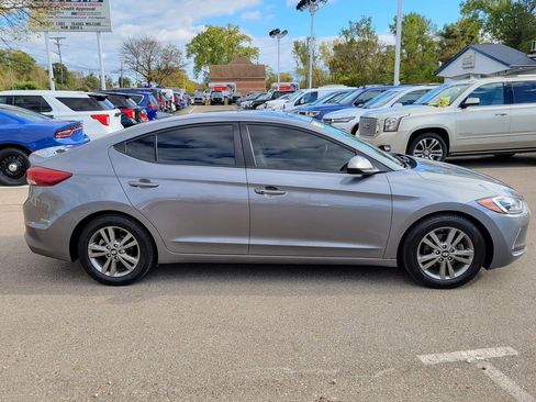 Used 2018 Hyundai Elantra Value Edition w/ Cargo Package image 3