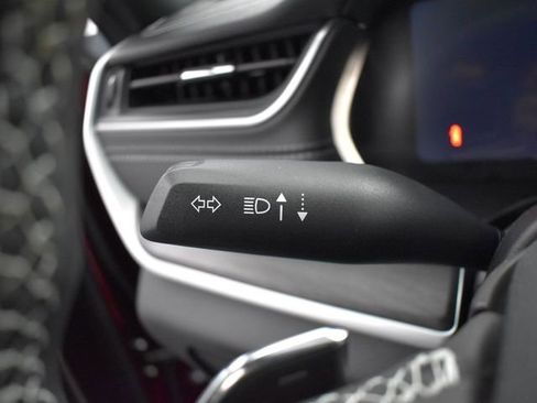 New 2025 Jeep Grand Cherokee Limited w/ Black Appearance Package AWD/4WD image 18