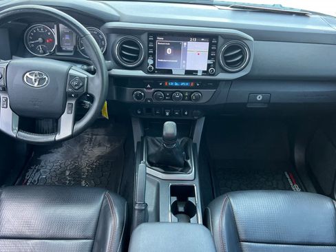 Used 2020 Toyota Tacoma TRD Pro AWD/4WD image 4
