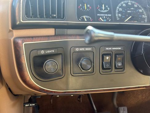 Used 1988 Ford Bronco AWD/4WD image 69