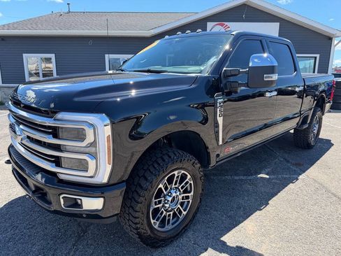 Used 2025 Ford F350 Platinum w/ Platinum Plus Package AWD/4WD image 1