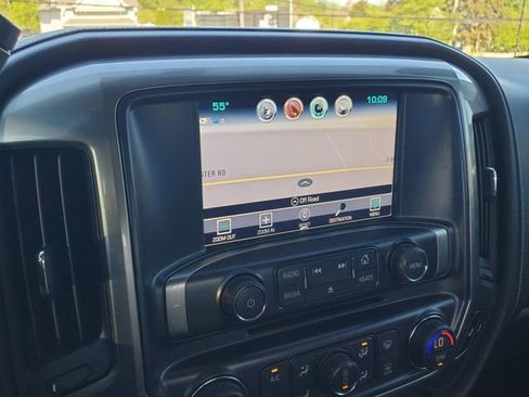 Used 2019 Chevrolet Silverado 2500 LTZ AWD/4WD image 32