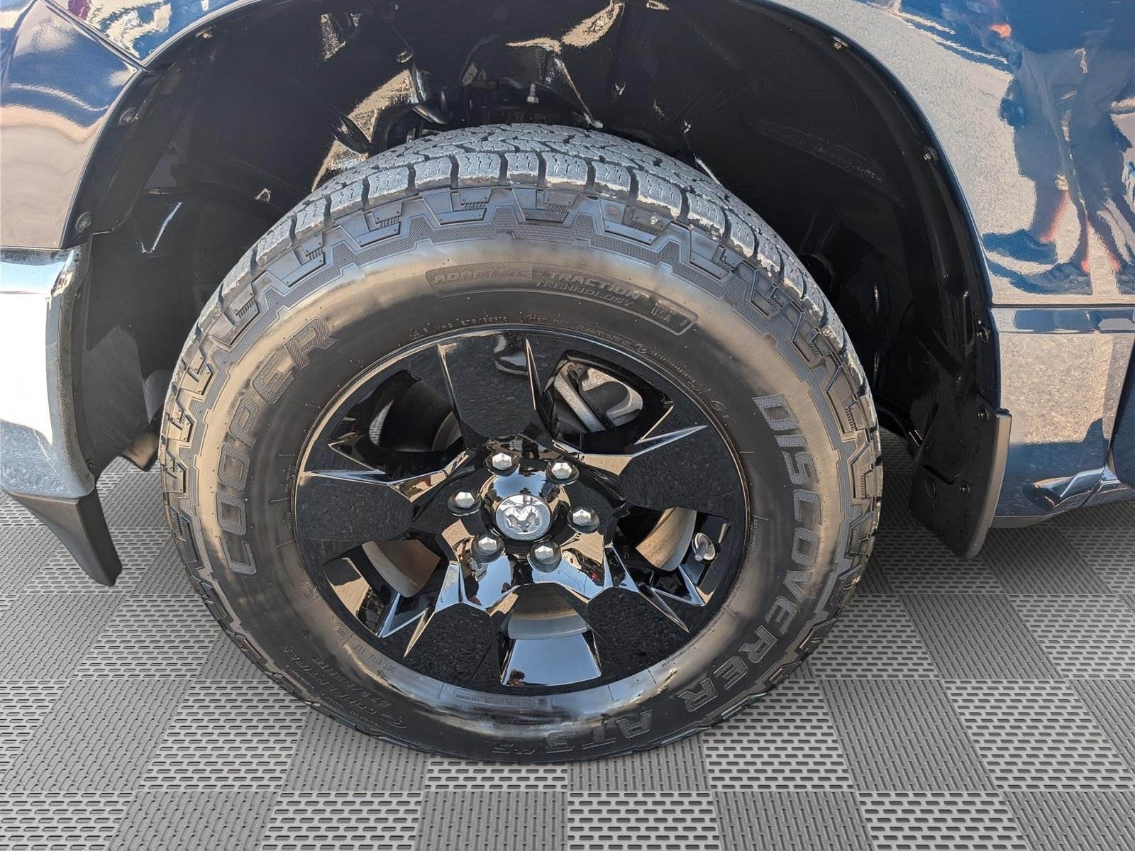 Used 2022 RAM 1500 Big Horn AWD/4WD image 9