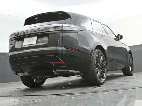 New 2026 Land Rover Range Rover Velar Dynamic SE image 33
