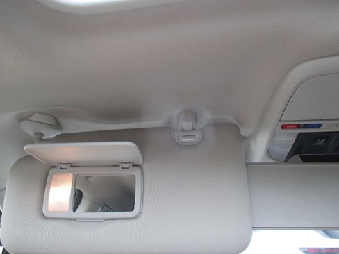 Used 2019 Subaru Forester Limited image 28