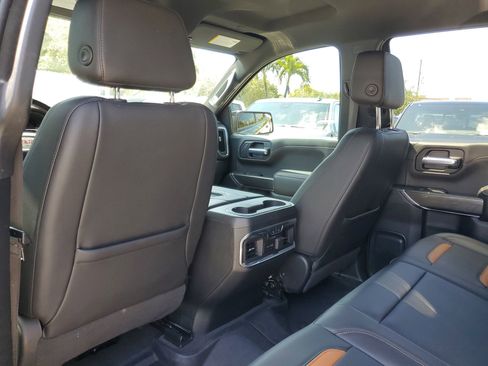 Used 2020 GMC Sierra 1500 AT4 w/ AT4 Premium Package AWD/4WD image 10