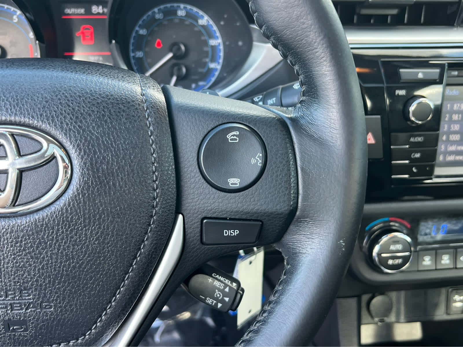 Used 2014 Toyota Corolla S FWD image 33