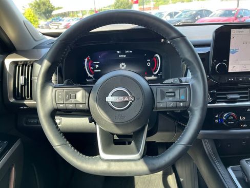 Used 2024 Nissan Pathfinder Platinum w/ Cargo Package FWD image 24
