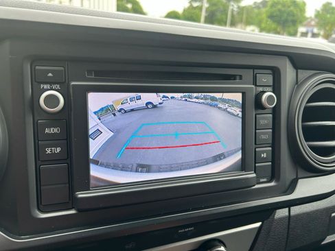 Used 2019 Toyota Tacoma SR RWD image 13