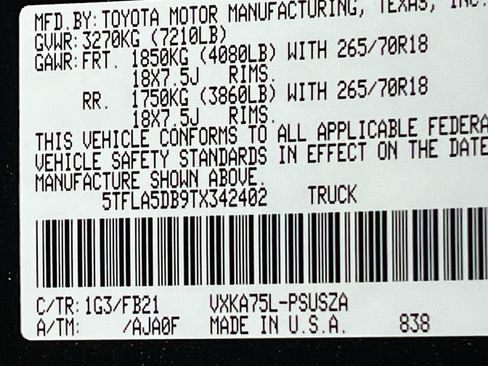 Used 2026 Toyota Tundra SR5 w/ TRD Off-Road Package AWD/4WD image 31
