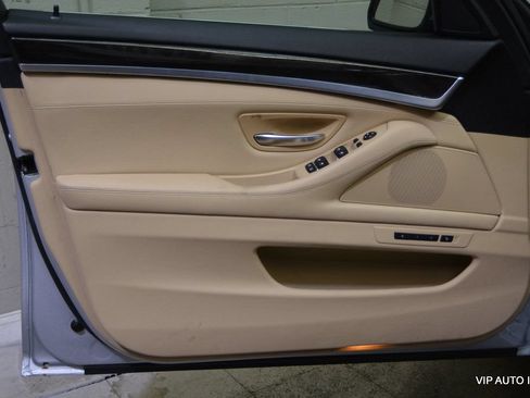 Used 2014 BMW 550i xDrive Sedan AWD/4WD image 7