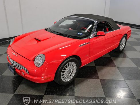 Used 2004 Ford Thunderbird RWD image 40