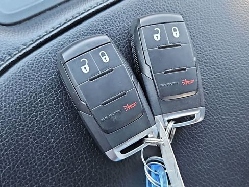 Used 2022 RAM 2500 Tradesman w/ Chrome Appearance Group image 34