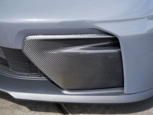 Used 2025 Porsche 911 GT3 RWD image 9