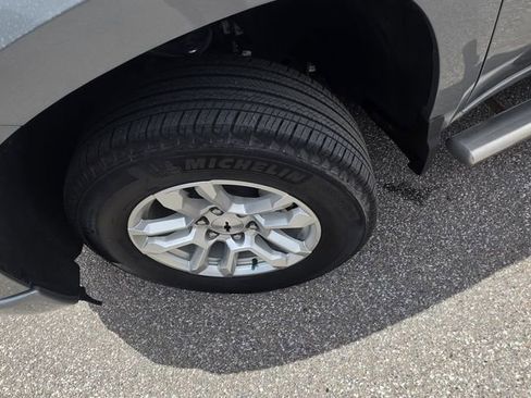 Used 2025 Chevrolet Silverado 1500 RST AWD/4WD image 10