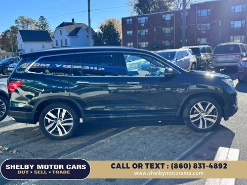 Used 2016 Honda Pilot Elite image 4