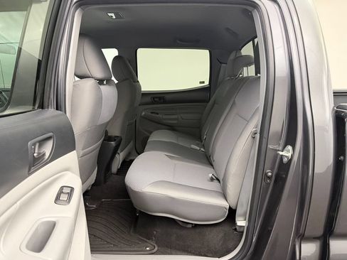 Used 2014 Toyota Tacoma 4x4 Double Cab w/ TRD Sport Package image 19