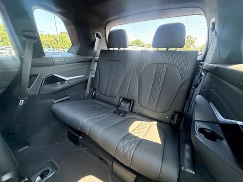 Used 2023 BMW X7 M60i w/ Executive Package AWD/4WD image 27