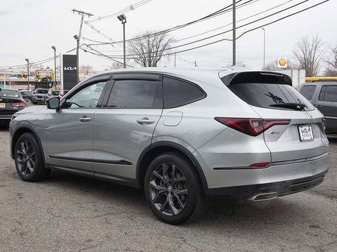 Used 2023 Acura MDX A-Spec image 11