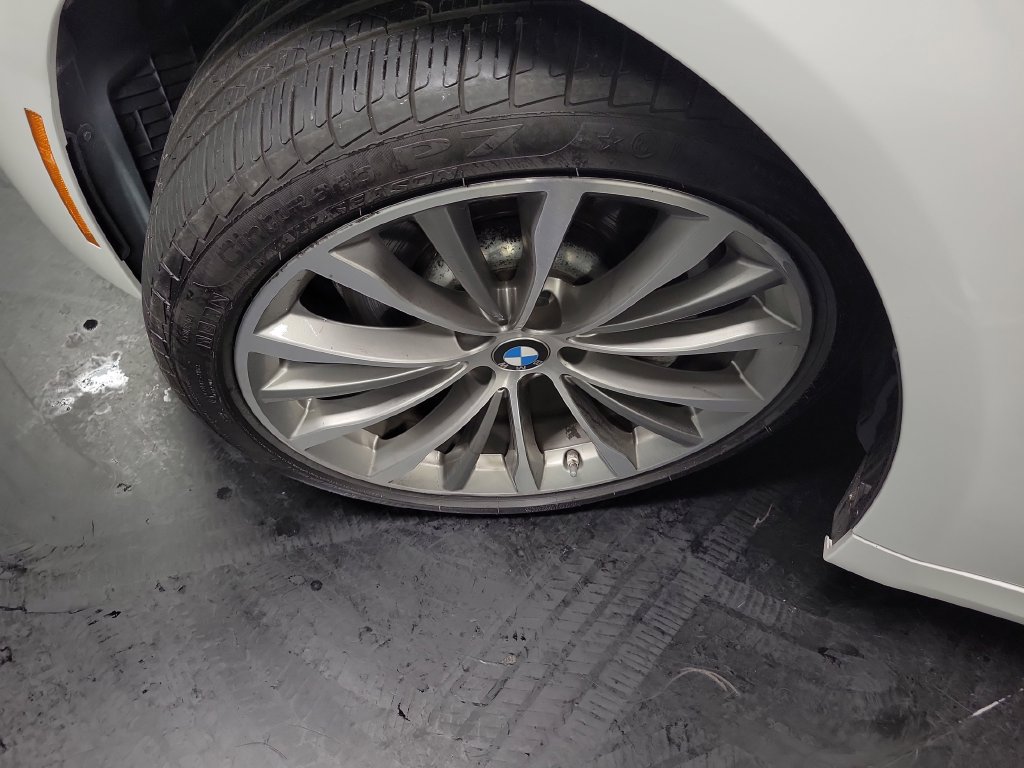 Used 2022 BMW 530i xDrive w/ Convenience Package AWD/4WD image 13