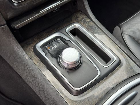 Used 2023 Chrysler 300 Touring L w/ Comfort Group image 22