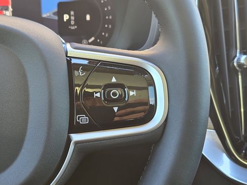 New 2026 Volvo XC90 B5 Plus image 31