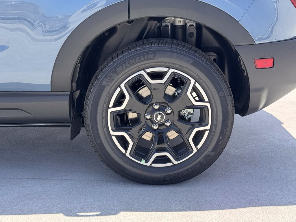 New 2026 Ford Bronco Sport Outer Banks w/ Outer Banks Tech Package+ AWD/4WD image 14