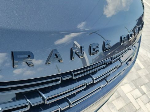 Used 2026 Land Rover Range Rover Evoque S AWD/4WD image 9