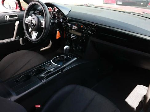 Used 2008 MAZDA MX-5 Miata Touring image 10
