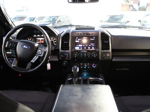 Used 2018 Ford F150 XLT w/ Equipment Group 302A Luxury AWD/4WD image 13