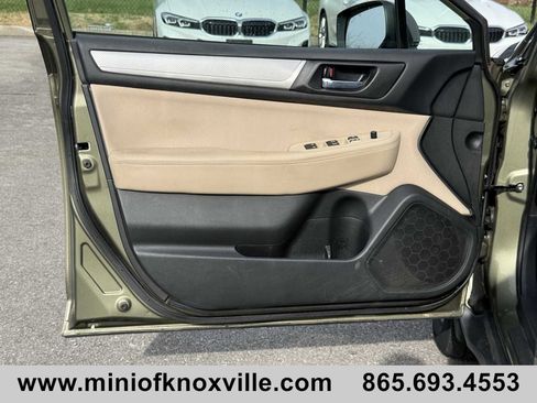 Used 2015 Subaru Outback 2.5i Premium image 10