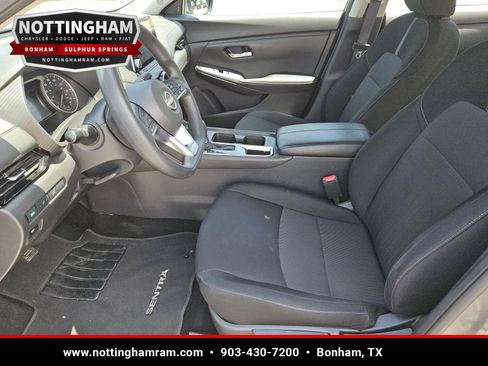 Used 2024 Nissan Sentra SV FWD image 23