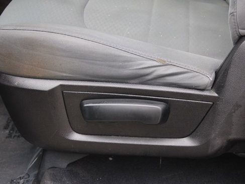 Used 2016 RAM 1500 Express image 16