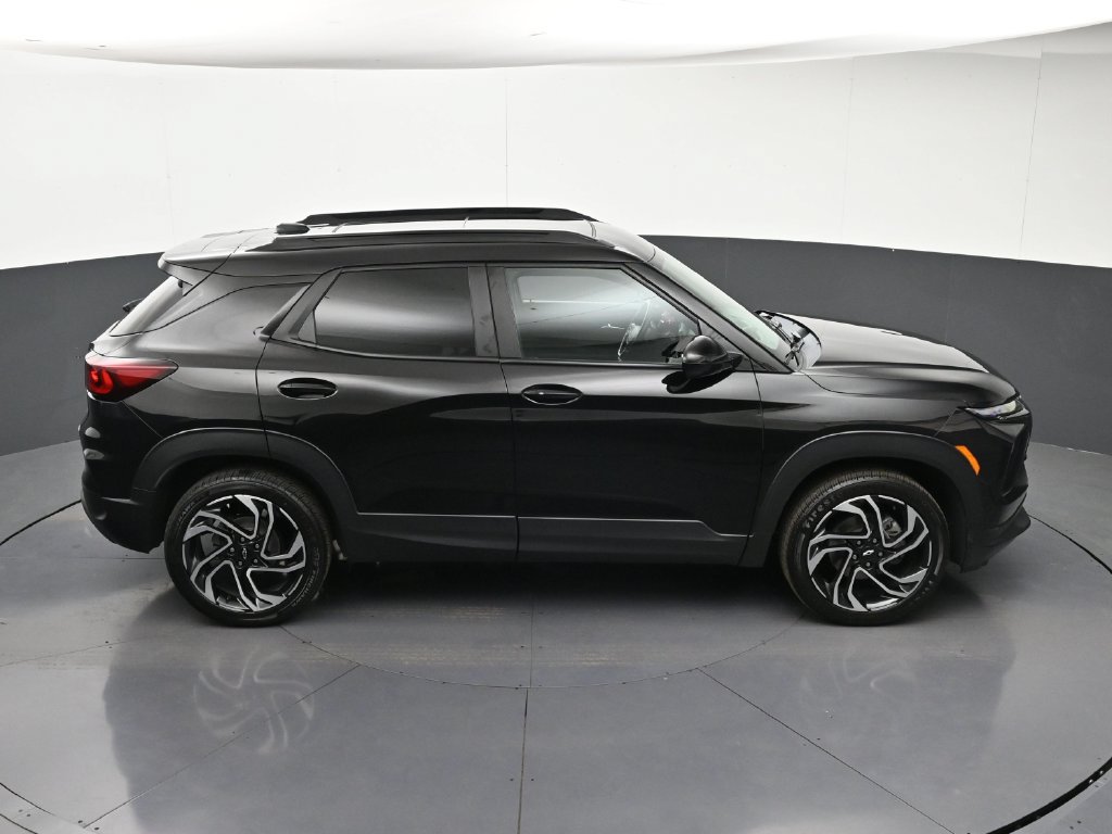 Used 2024 Chevrolet TrailBlazer RS w/ Convenience Package AWD/4WD image 21