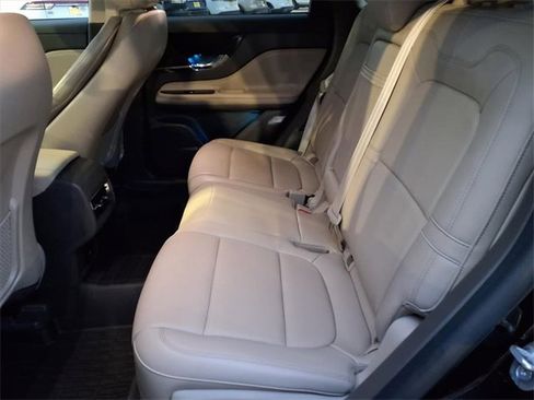 Certified 2024 Lincoln Corsair Reserve image 8