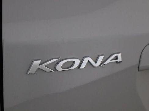 Used 2023 Hyundai Kona SEL FWD image 36