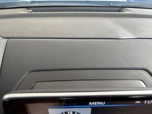 Used 2025 Nissan Sentra SV FWD image 16